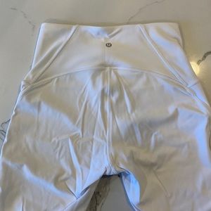 Lululemon White WunderUnders Size 8
